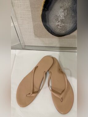 Cynthia Rowley Minimal Nude Flip-Flop Women Sandals - Size 9.5